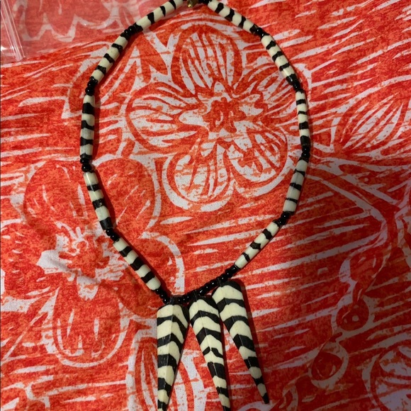 Necklace - Picture 2 of 6